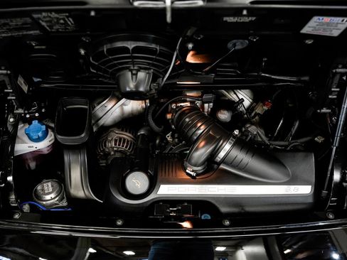 Used 2006 Porsche 911 Carrera S RWD image 38