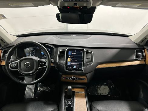 Used 2022 Volvo XC90 T8 Inscription Expression AWD/4WD image 13