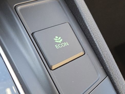 Used 2019 Honda CR-V EX-L image 17