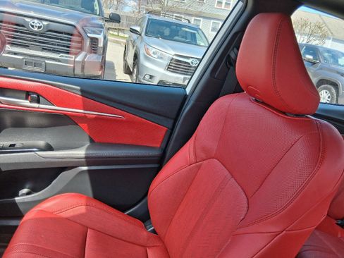 Used 2025 Toyota Camry XSE AWD/4WD image 21