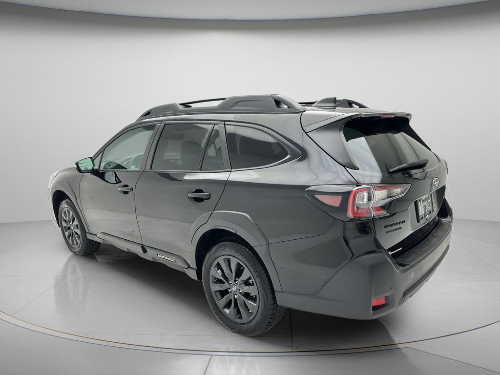 Used 2024 Subaru Outback Onyx Edition AWD/4WD image 7