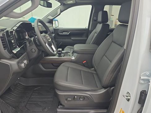 New 2026 GMC Sierra 1500 SLT w/ SLT Premium Plus Package image 9