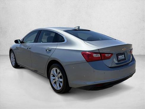 Used 2025 Chevrolet Malibu LT FWD image 8