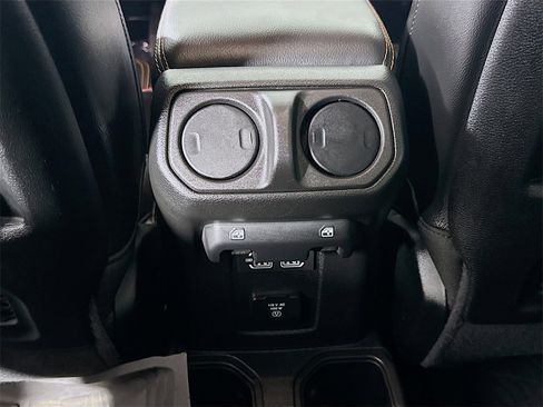 Used 2023 Jeep Gladiator Mojave w/ Cold Weather Group image 26