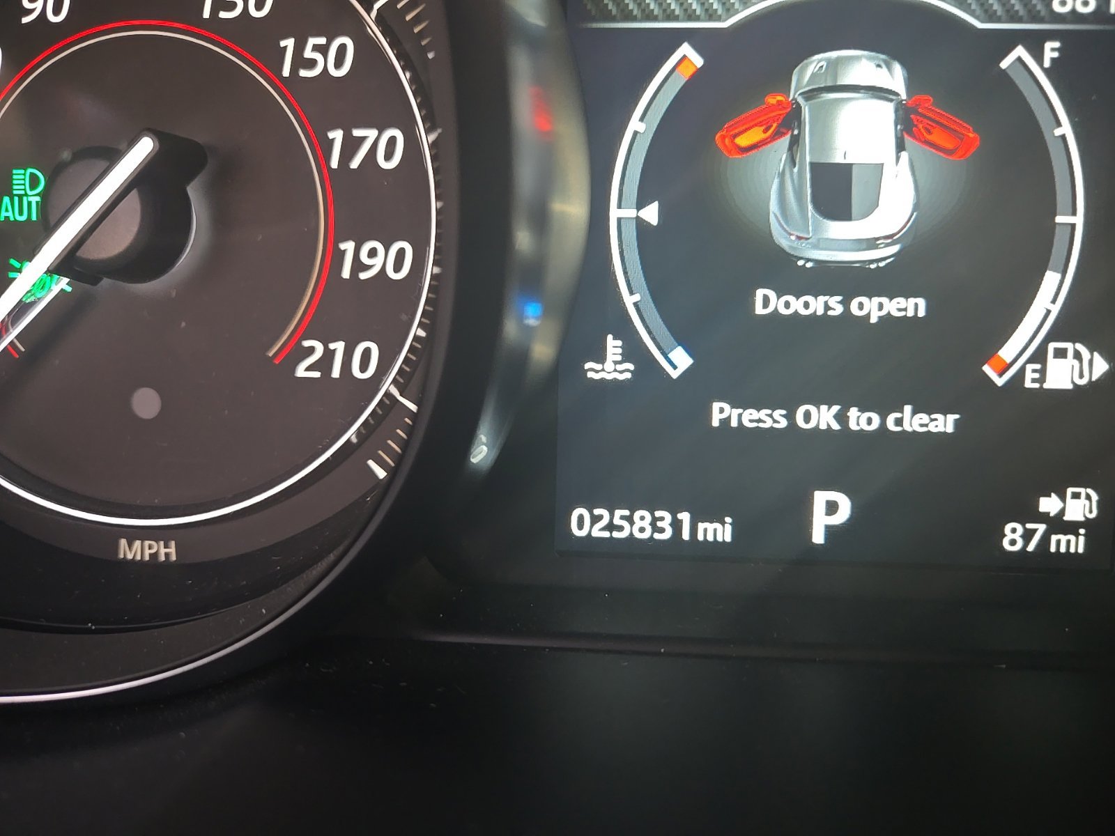 Used 2019 Jaguar F-TYPE R AWD/4WD image 23