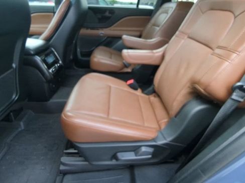 Used 2021 Lincoln Aviator Reserve w/ Elements Package Plus AWD/4WD image 23