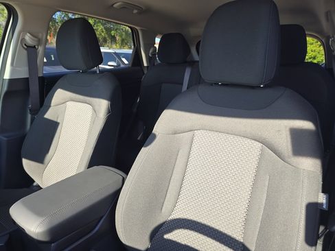 New 2026 Kia Sportage LX FWD image 21