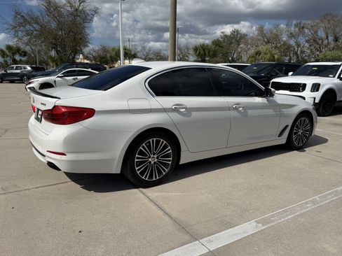 Used 2018 BMW 540i image 4