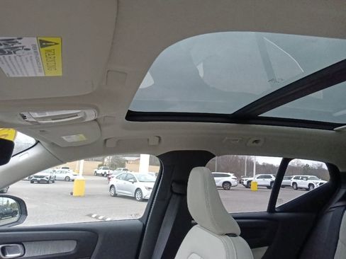 Used 2023 Volvo XC40 B5 Plus w/ Driver Assist Package image 14