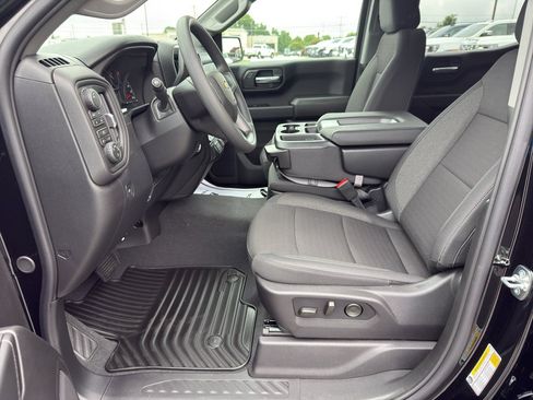 New 2026 Chevrolet Silverado 1500 Custom w/ LPO, Dark Essentials Package AWD/4WD image 8