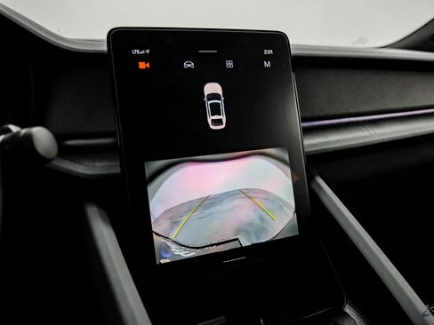 Used 2021 Polestar Polestar 2 w/ Performance Package image 54