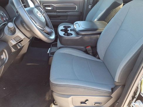 Used 2024 RAM 2500 Big Horn w/ Bed Utility Group image 3