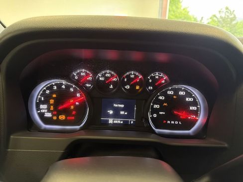 Used 2023 GMC Sierra 1500 Pro w/ Pro Value Package AWD/4WD image 11