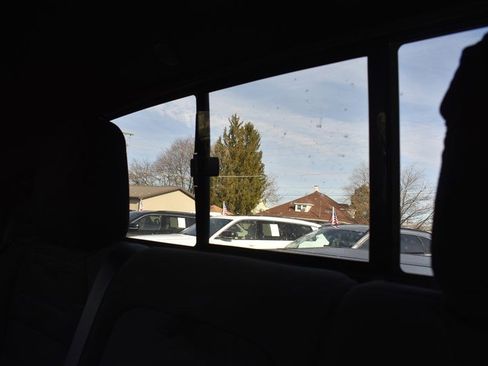 Used 2022 Nissan Frontier PRO-4X w/ Off-Road Protection Package image 23