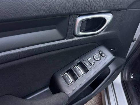 Used 2024 Honda Civic Sport image 11