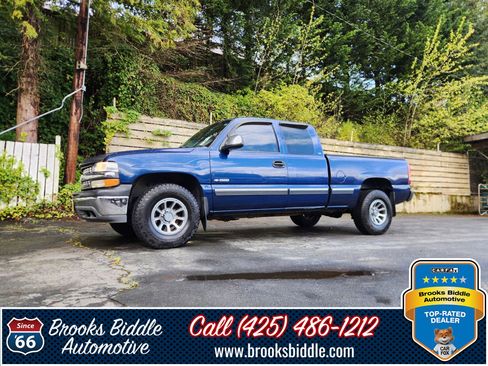 Used 2000 Chevrolet Silverado 1500 LS image 1