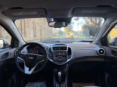 Used 2020 Chevrolet Sonic LT FWD image 10