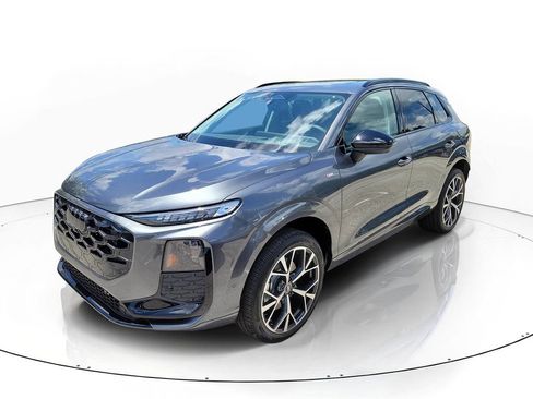 New 2026 Audi Q3 quattro 2.0T AWD/4WD image 2