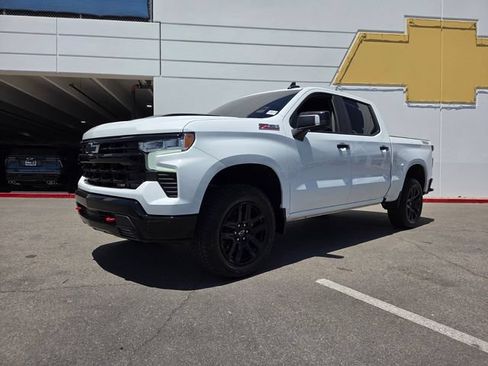 Certified 2023 Chevrolet Silverado 1500 LT Trail Boss w/ LT Trail Boss Premium Package AWD/4WD image 2