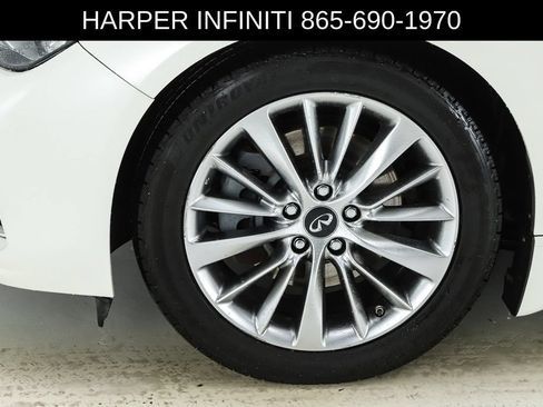 Used 2018 INFINITI Q50 Luxe w/ Essential Package (3.0T Luxe) AWD/4WD image 5