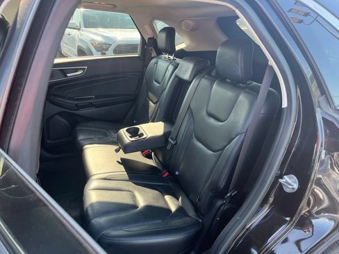 Used 2019 Ford Edge Titanium w/ Equipment Group 301A AWD/4WD image 21