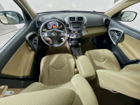 Used 2011 Toyota RAV4 4WD image 20
