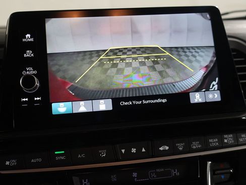 Used 2025 Honda Odyssey Sport-L image 45