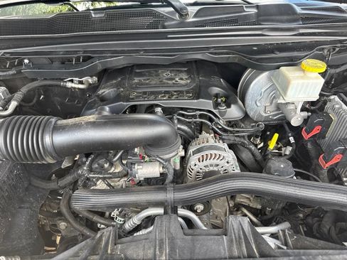 Used 2019 RAM 1500 Laramie RWD image 31