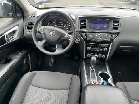 Used 2020 Nissan Pathfinder S AWD/4WD image 10