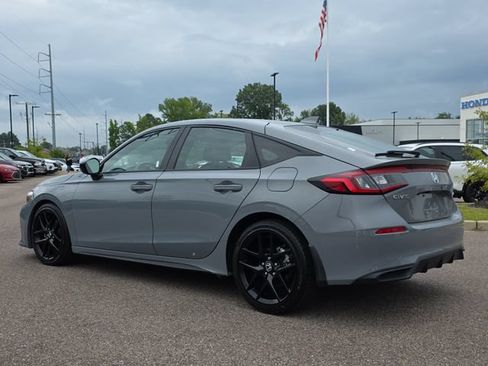 Used 2025 Honda Civic Sport image 5
