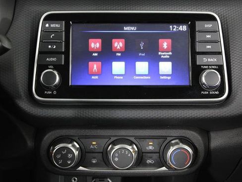 Certified 2025 Nissan Kicks Play S image 9