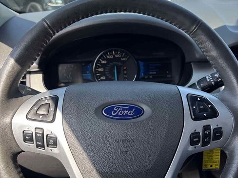 Used 2012 Ford Edge SEL FWD image 17