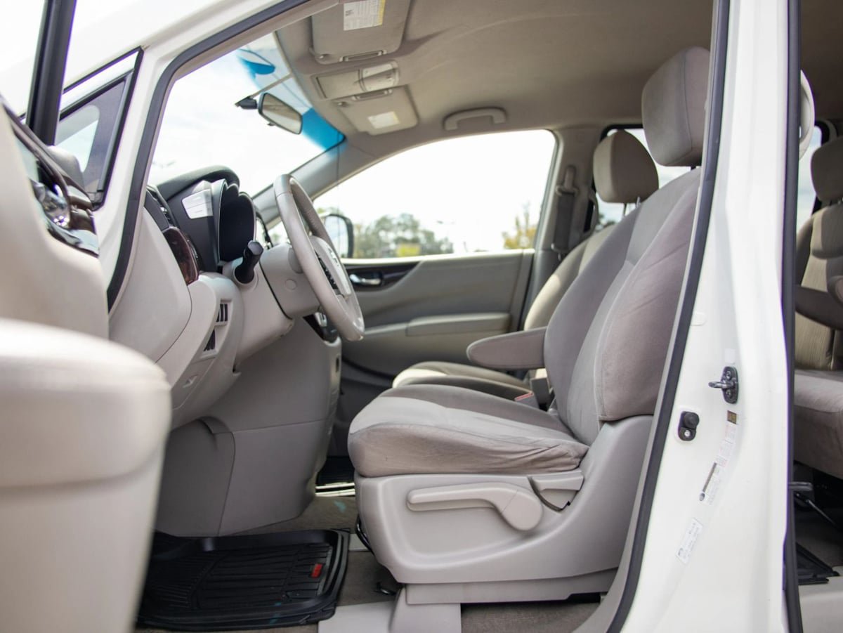 Used 2017 Nissan Quest SV FWD image 18