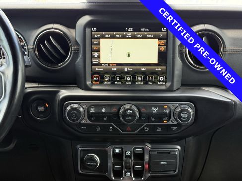 Used 2021 Jeep Wrangler Unlimited Sahara AWD/4WD image 18