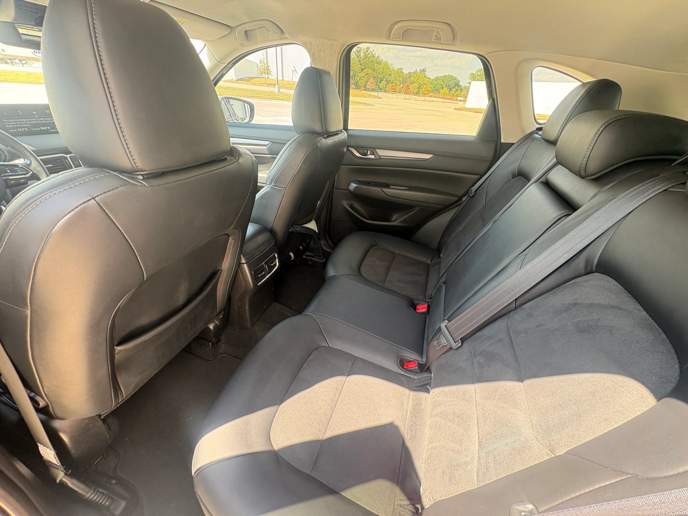 Used 2021 MAZDA CX-5 Touring FWD image 18