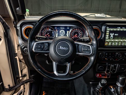 Used 2022 Jeep Gladiator Mojave w/ LED Lighting Group image 17