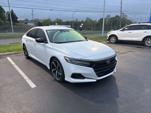 Used 2022 Honda Accord Sport image 6