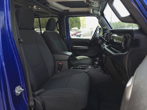 Used 2020 Jeep Wrangler Unlimited Sport AWD/4WD image 16
