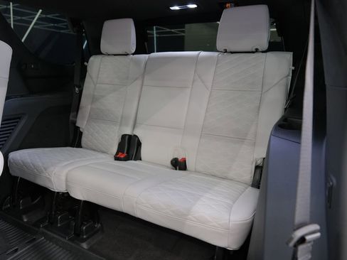 Used 2026 Cadillac Escalade V w/ LPO, ONYX Package image 32