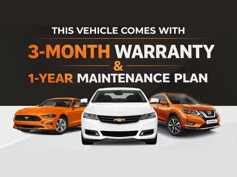 Used 2012 Chrysler Town & Country Touring w/ Driver Convenience Group image 2