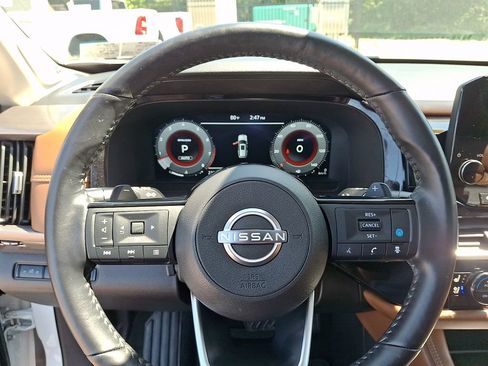 Certified 2024 Nissan Pathfinder Platinum AWD/4WD image 24