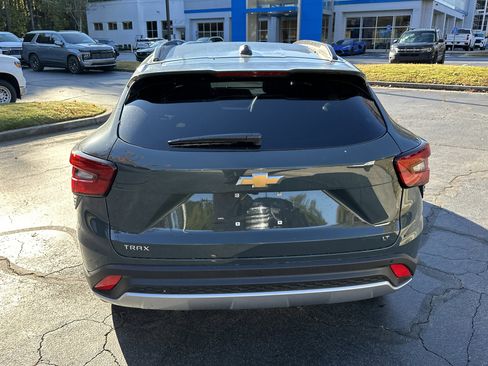 New 2025 Chevrolet Trax LT w/ Driver Confidence Package image 6