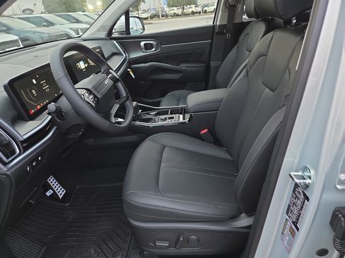 New 2026 Kia Sorento SX image 4