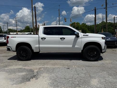 Used 2019 Chevrolet Silverado 1500 LTZ w/ LTZ Premium Package AWD/4WD image 2