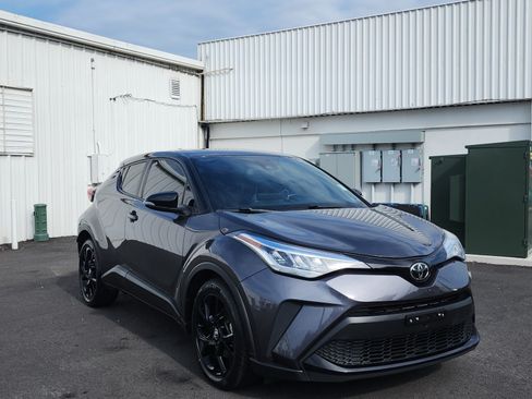 Used 2022 Toyota C-HR Nightshade FWD image 7