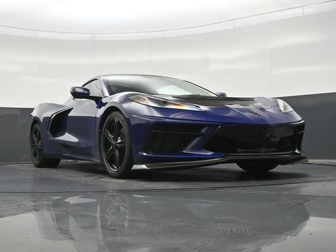 Used 2026 Chevrolet Corvette Stingray Coupe w/ 1LT RWD image 31