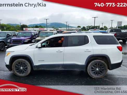 Used 2019 GMC Acadia SLT AWD/4WD image 4