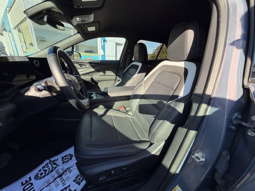 Used 2024 Chevrolet Blazer EV LT AWD/4WD image 8
