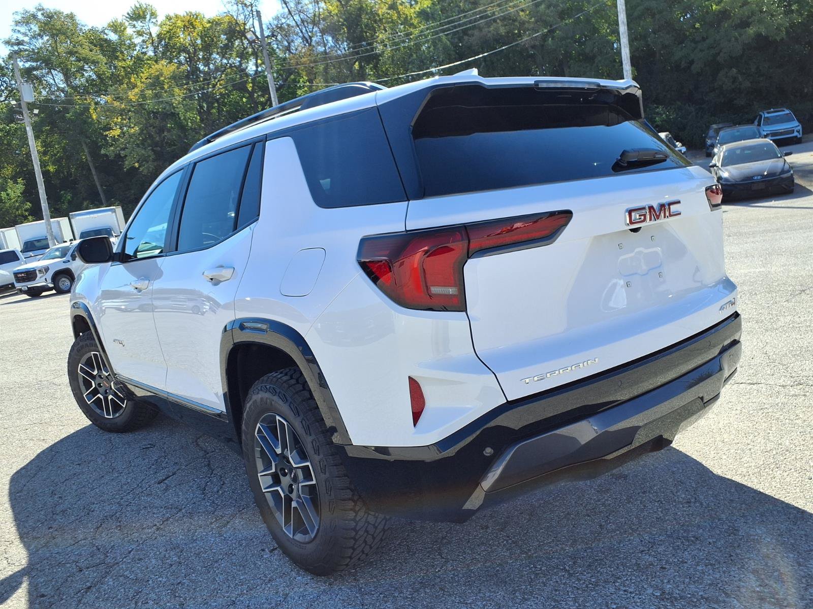 New 2027 GMC Terrain AT4 AWD/4WD image 23