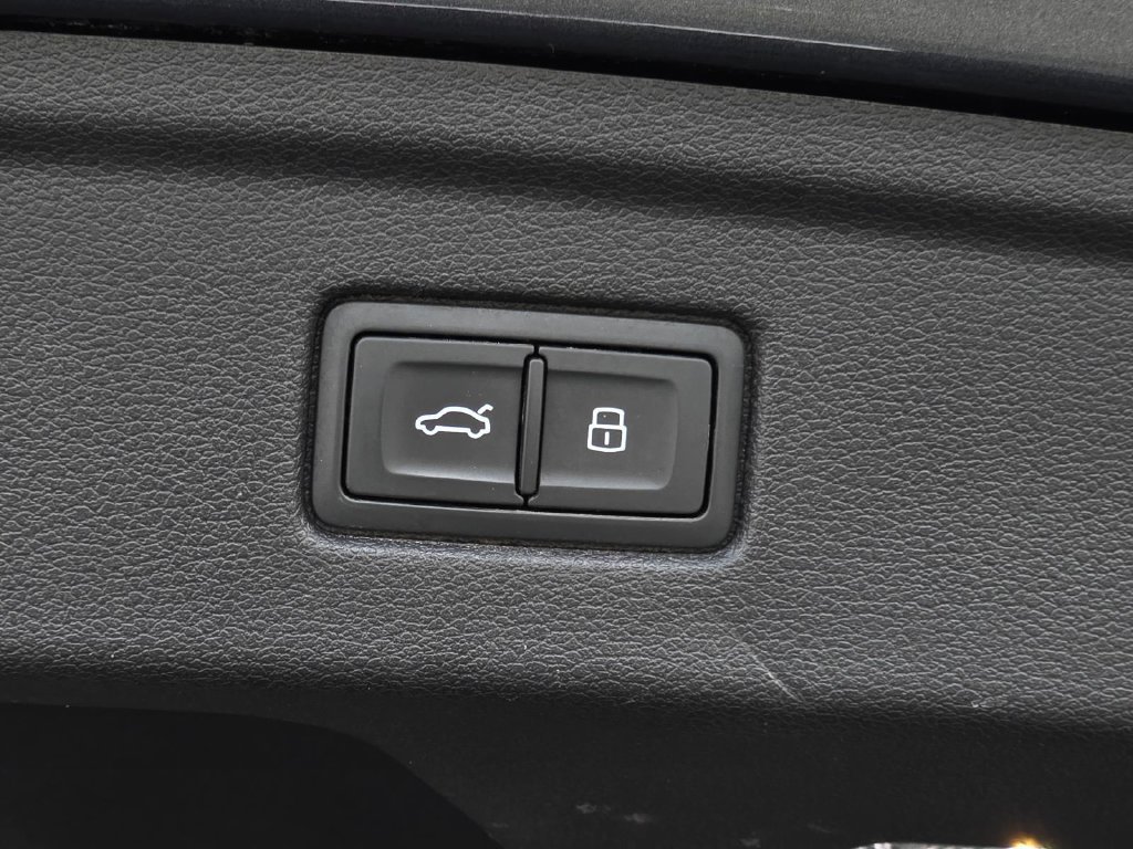 Used 2024 Audi A5 2.0T Premium Plus AWD/4WD image 11